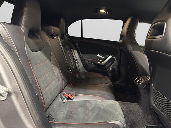 Mercedes-Benz A180 10 of 18