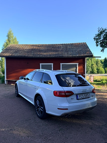 Audi A4 allroad 4 of 5