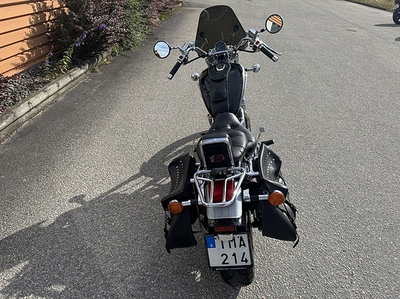 Suzuki VS1400GLP Intruder 1.4 9 of 9