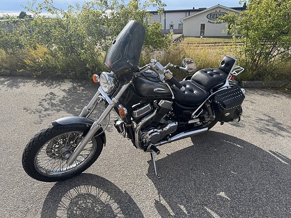 Suzuki VS1400GLP Intruder 1.4 3 of 5