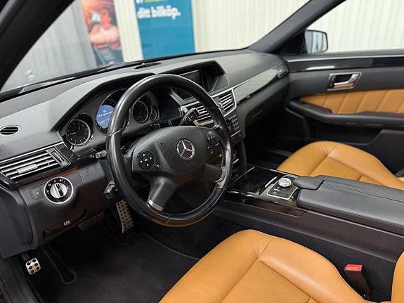 Mercedes-Benz E350 10 of 23