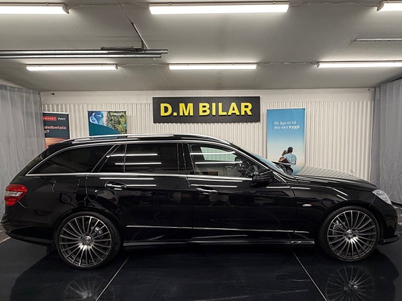 Mercedes-Benz E350 5 of 5