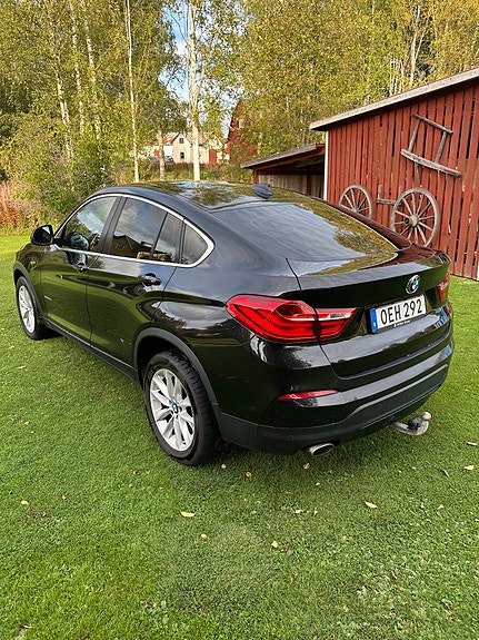 BMW X4 3 of 10