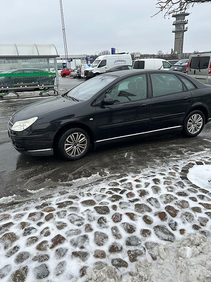 Citroen C5 2 of 4