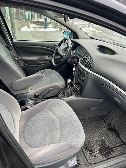 Citroen C5 3 of 4