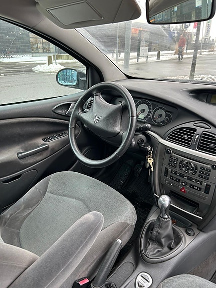 Citroen C5 4 of 4