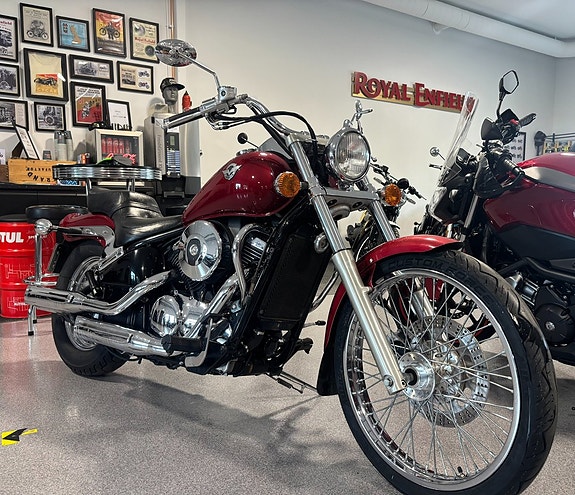 Kawasaki Vulcan VN 800 2 of 4