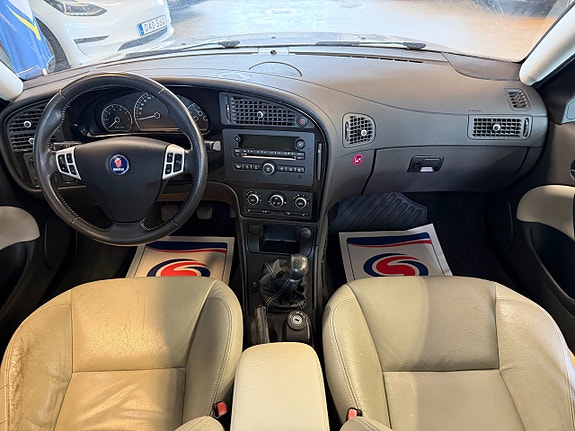 Saab 9-5 17 of 19
