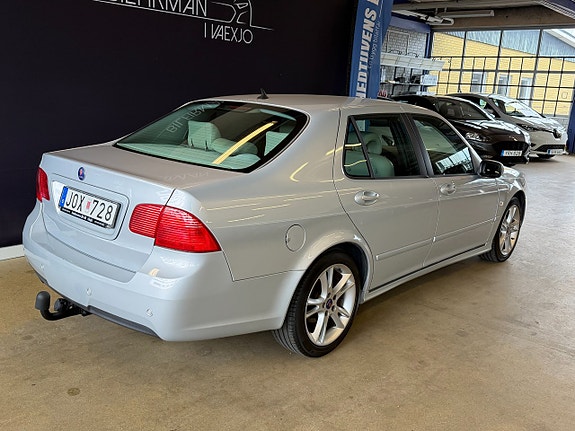Saab 9-5 4 of 5