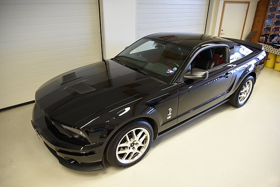 Ford Mustang 14 of 30