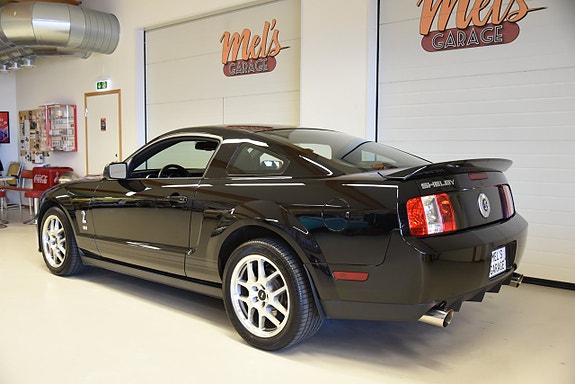 Ford Mustang 6 of 30
