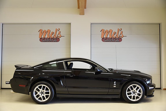 Ford Mustang 5 of 5