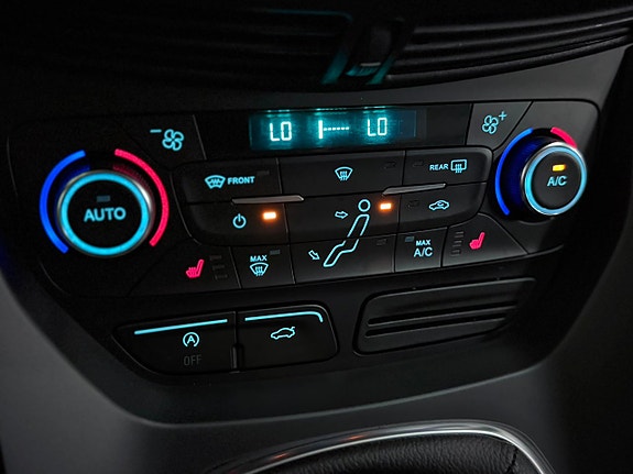 Ford C-Max 21 of 26
