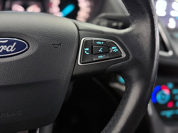Ford C-Max 17 of 26