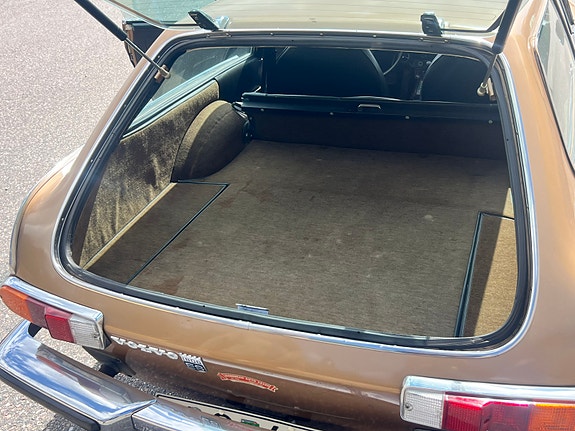Volvo P1800 ES 6 of 6