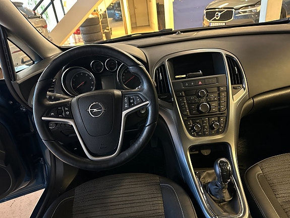 Opel Astra 5 of 5