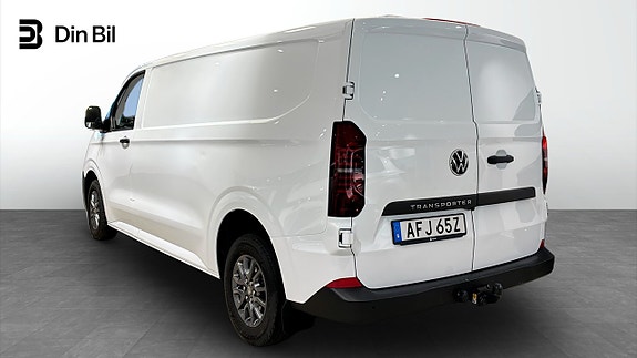 Volkswagen Transporter 3 of 5