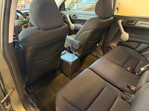 Honda CR-V 6 of 14