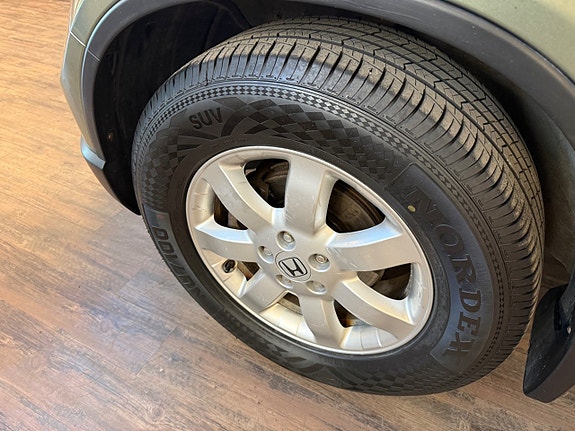 Honda CR-V 10 of 14