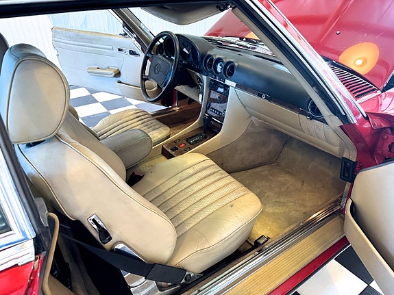 Mercedes-Benz SLR 26 of 28