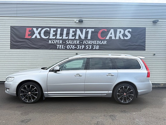 Volvo V70 4 of 5