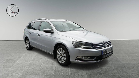 Volkswagen Passat 3 of 26