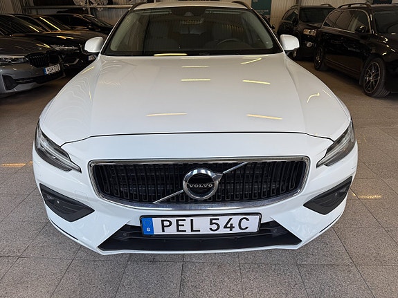 Volvo V60 7 of 17