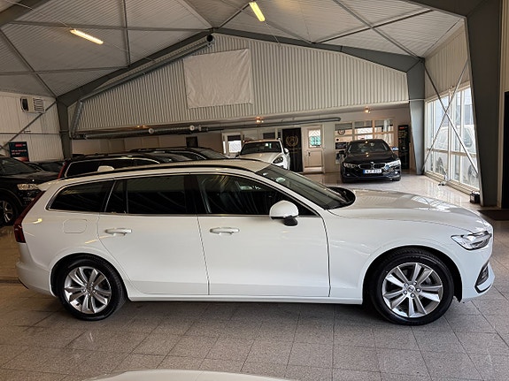 Volvo V60 5 of 17