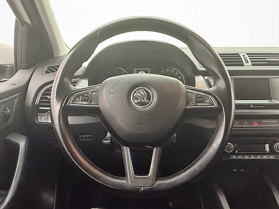Skoda Fabia 13 of 29
