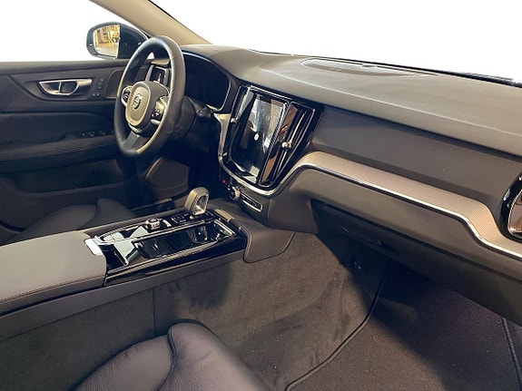 Volvo V60 4 of 14