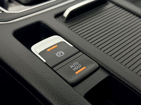 Volkswagen Passat Alltrack 29 of 30