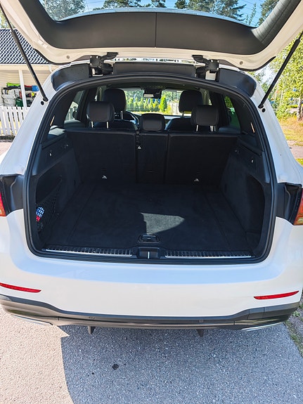 Mercedes-Benz GLC220 d 8 of 8