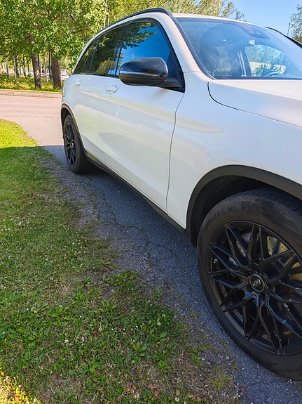 Mercedes-Benz GLC220 d 5 of 8