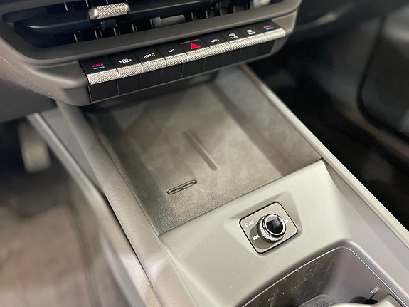 Volkswagen ID.3 Neo 12 of 13