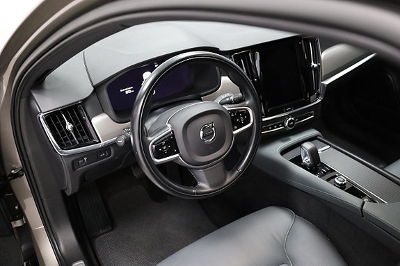 Volvo V90 Cross Country 5 of 5