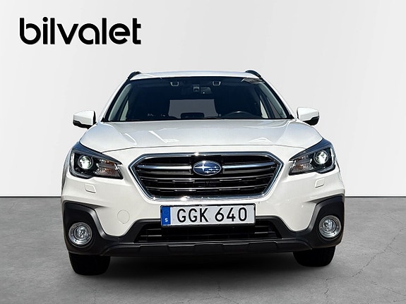 Subaru Outback 2 of 5
