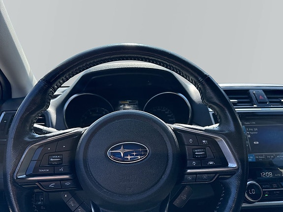 Subaru Outback 10 of 15