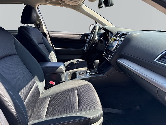 Subaru Outback 12 of 15