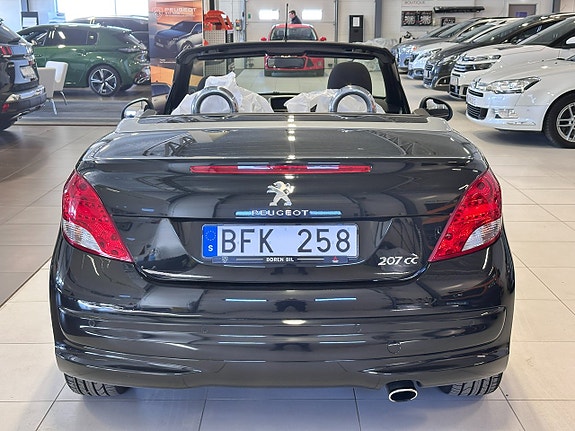 Peugeot 207 CC 7 of 8