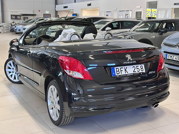 Peugeot 207 CC 3 of 5
