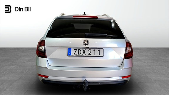 Skoda Octavia 5 of 5