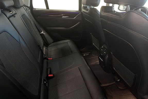 BMW X3 11 of 24