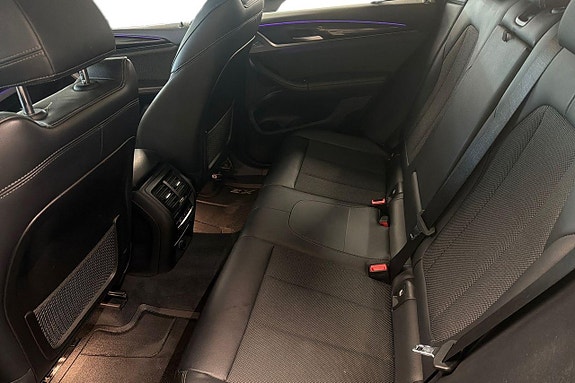 BMW X3 12 of 24