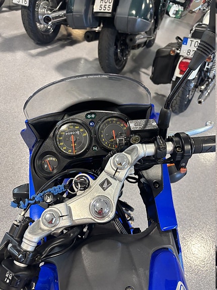 Honda CBR125R 5 of 5