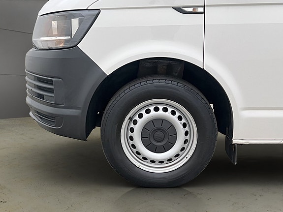 Volkswagen Transporter 22 of 25