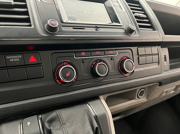 Volkswagen Transporter 18 of 25
