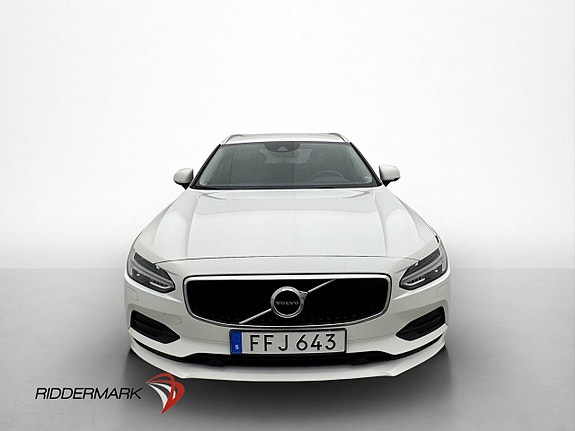 Volvo V90 2 of 30