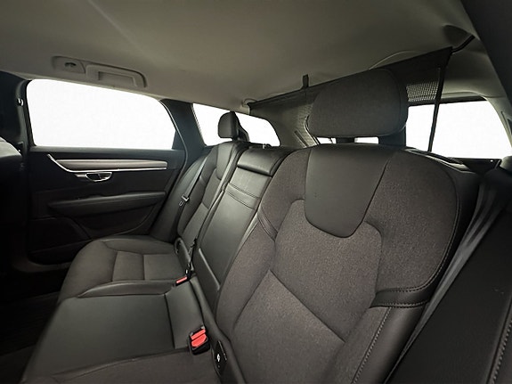Volvo V90 30 of 30