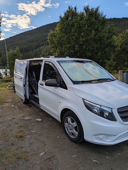 Mercedes-Benz Vito 4 of 5