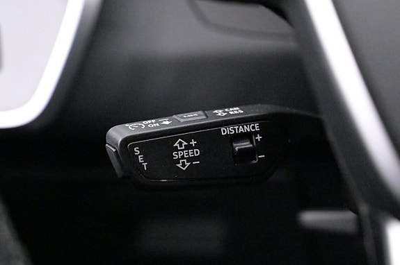 Audi A6 8 of 27